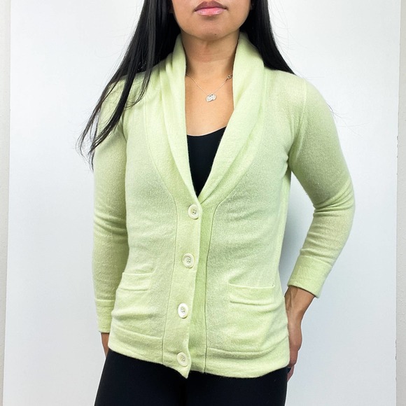 J. Crew Sweaters - J.Crew Size XS 100% Cashmere Cardigan Sweater Light Green